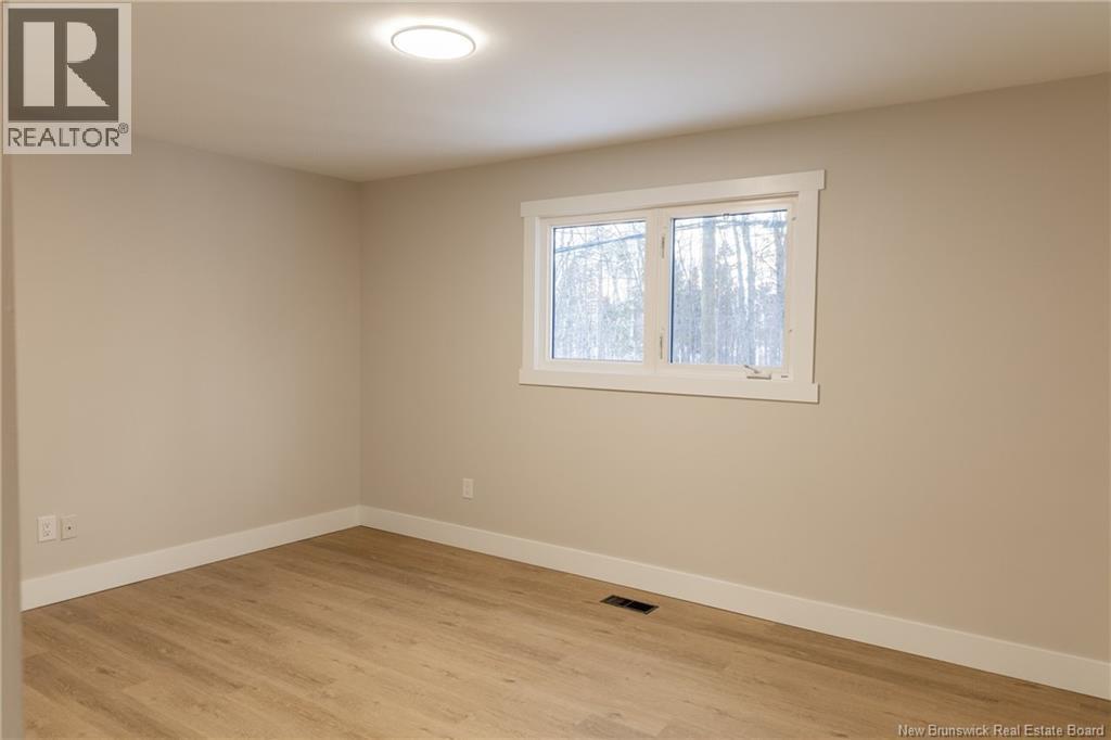 56 CHANDLER CRESCENT - 21