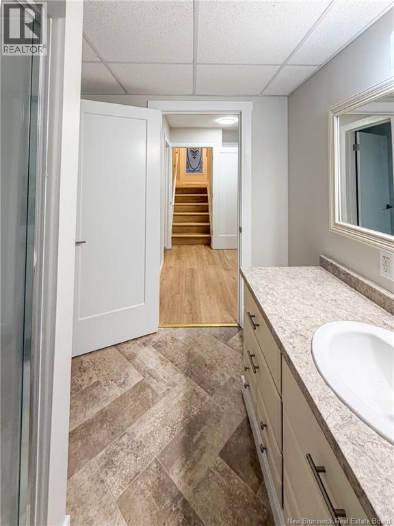 56 CHANDLER CRESCENT - 38