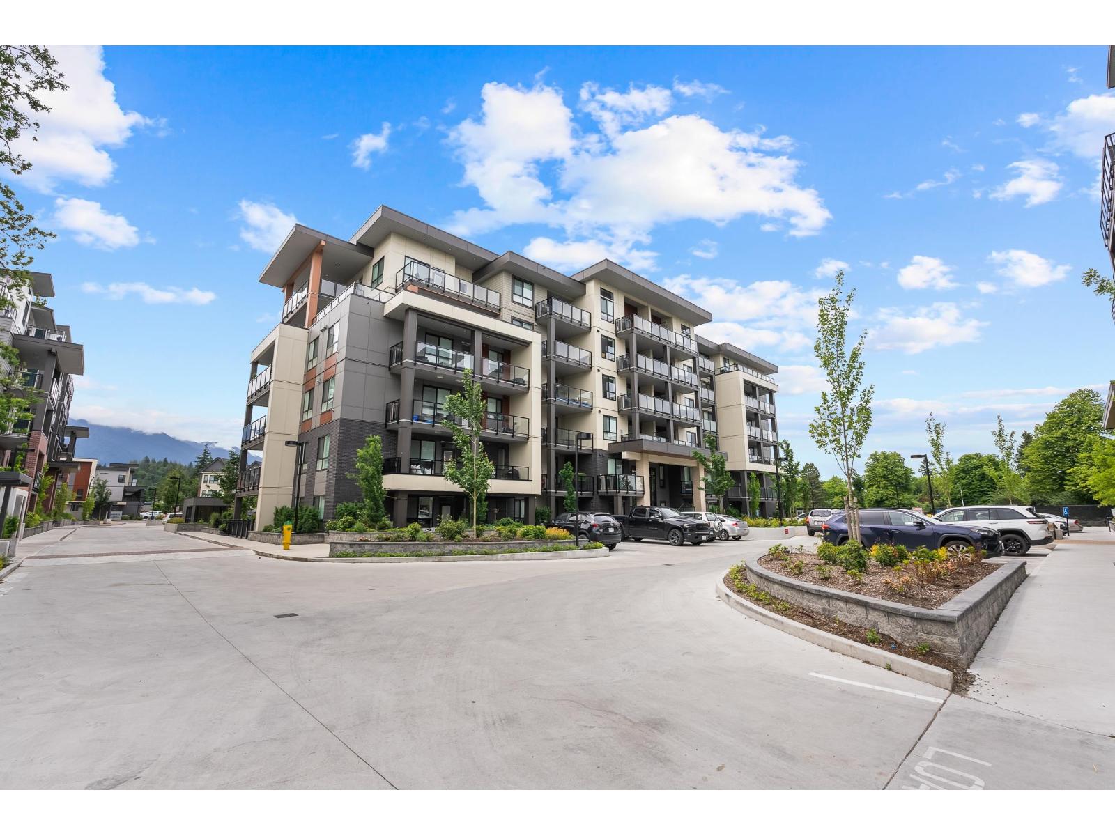 312 45505 CAMPUS DRIVE, Garrison Crossing, Chilliwack