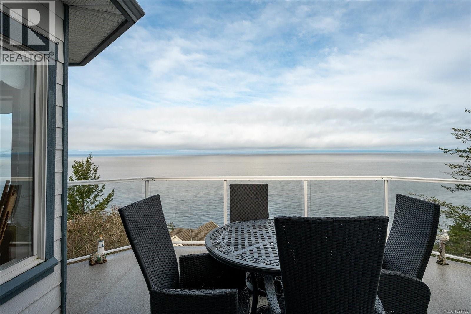 4844 FILLINGER CRES - 13