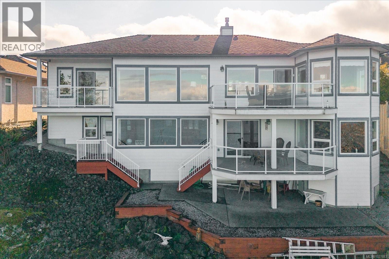 4844 FILLINGER CRES - 54