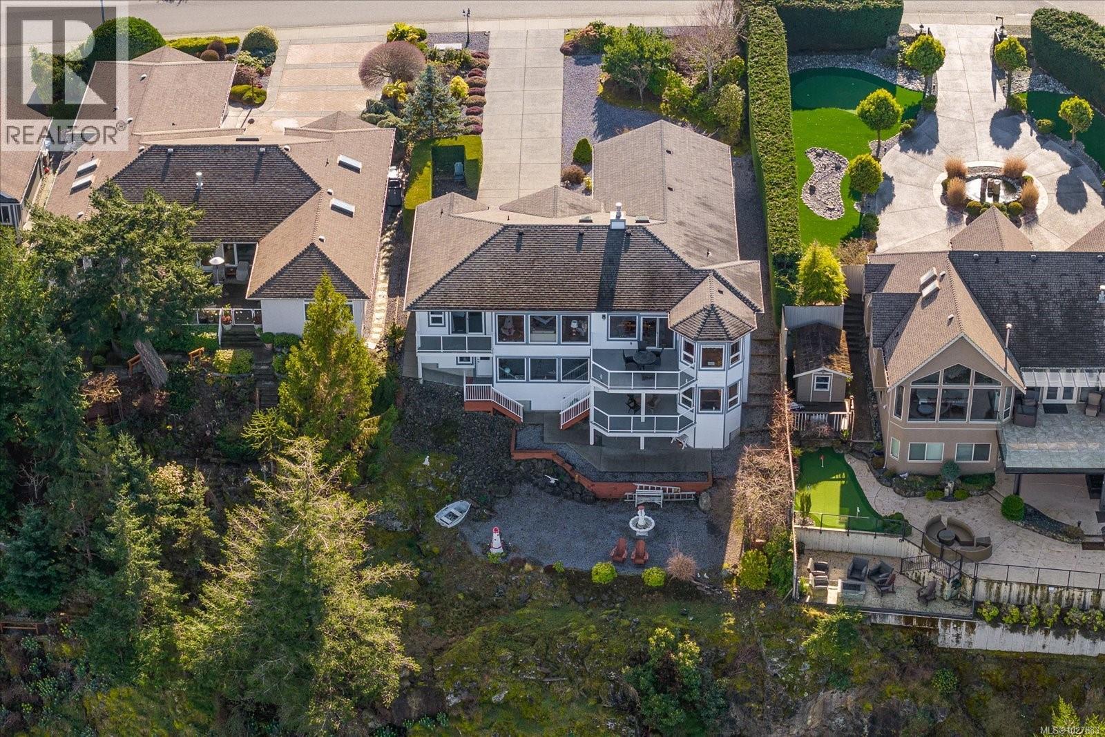 4844 FILLINGER CRES - 61