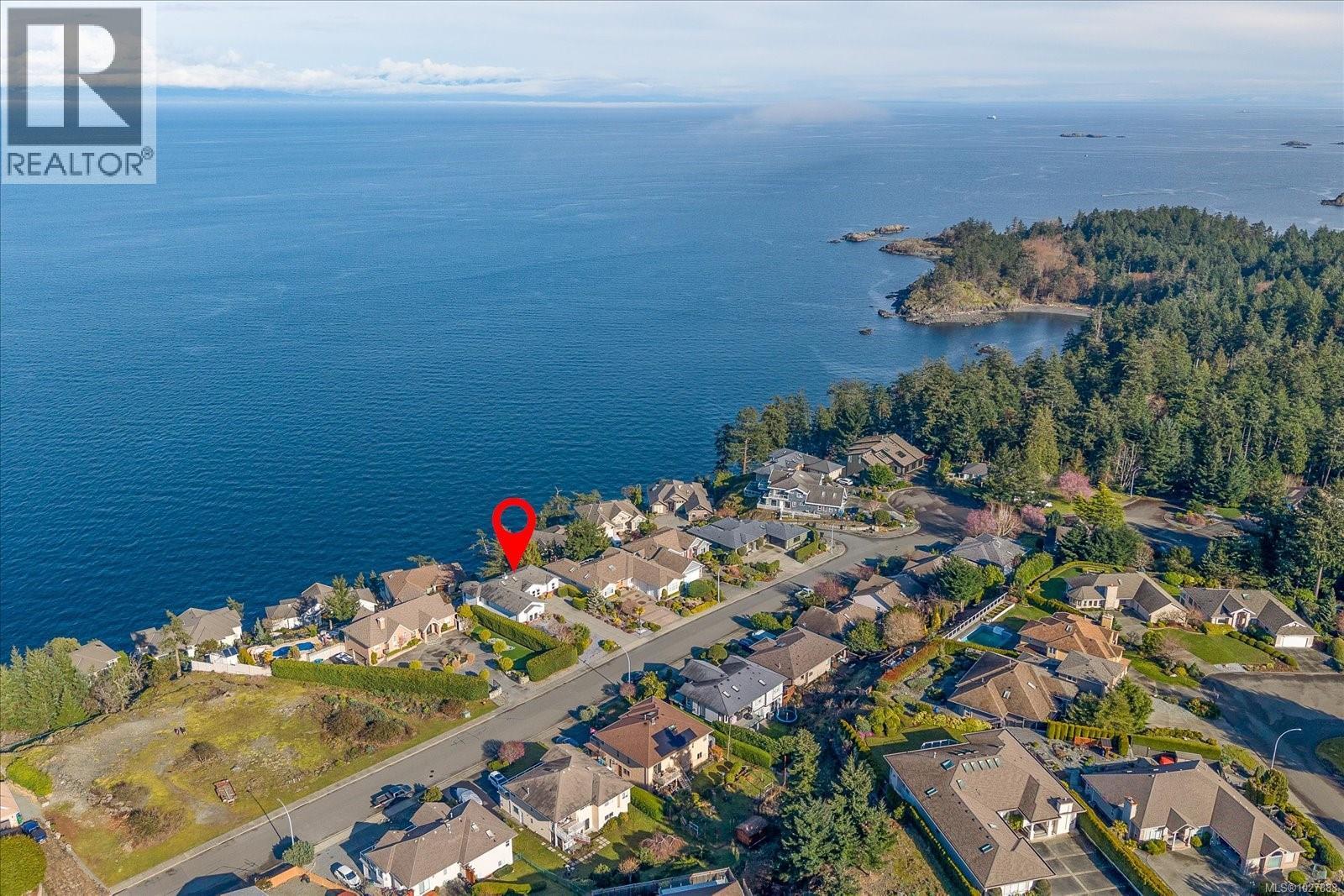 4844 FILLINGER CRES - 66