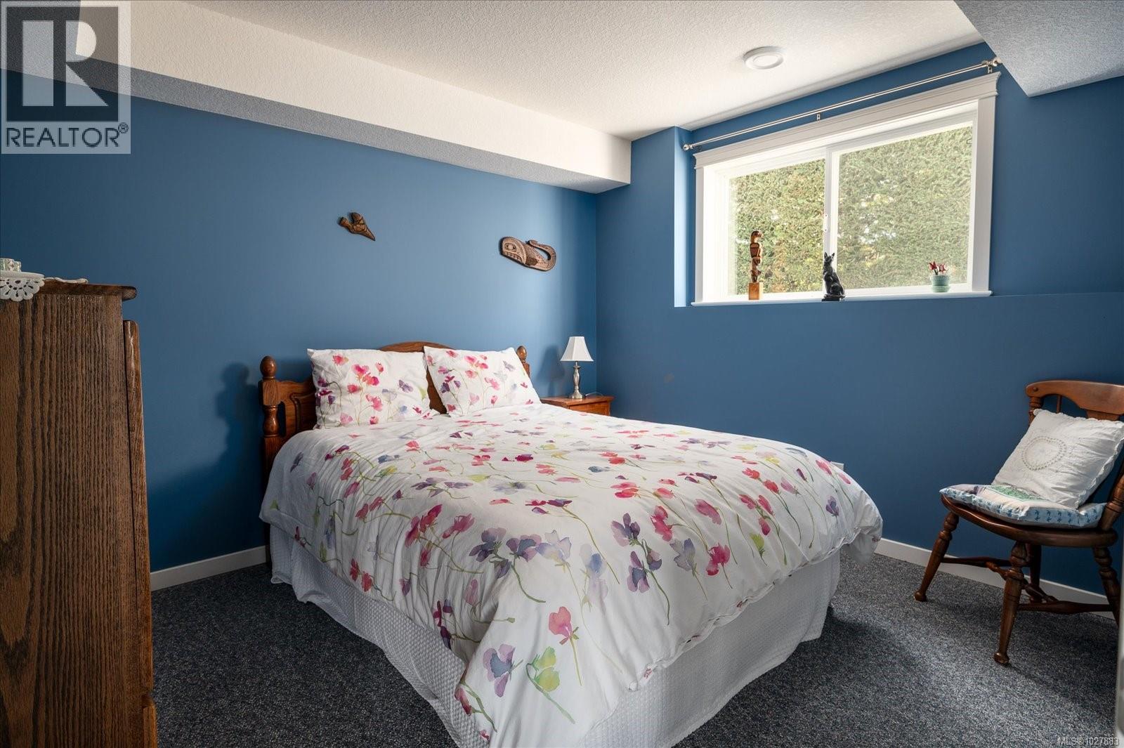 4844 FILLINGER CRES - 47