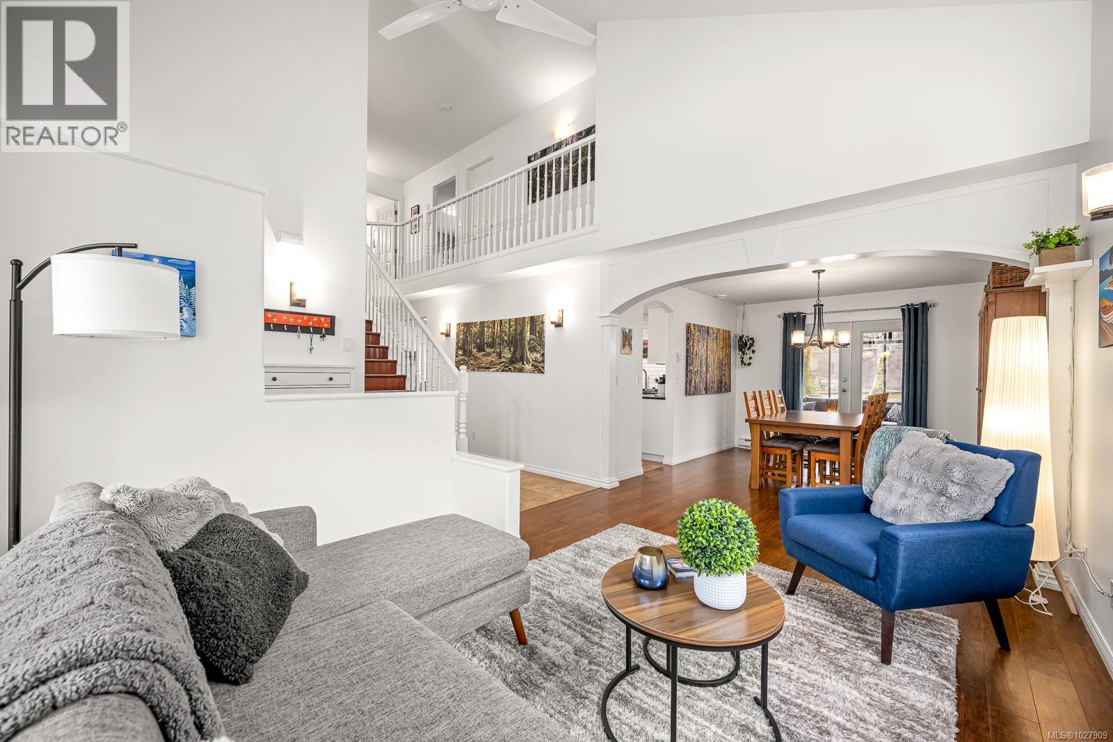 502 Deerwood Pl, Comox