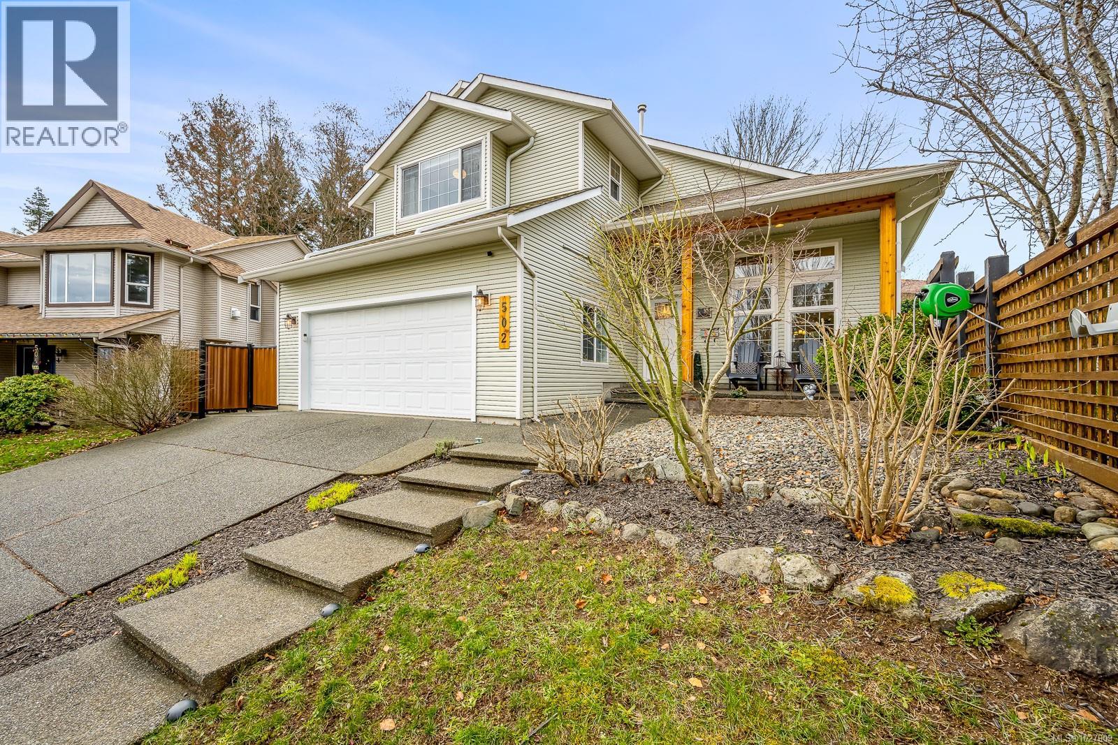 502 Deerwood Pl, Comox