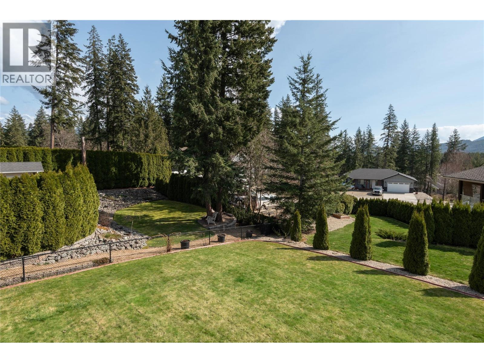  2519 Golf View Crescent, Blind Bay
