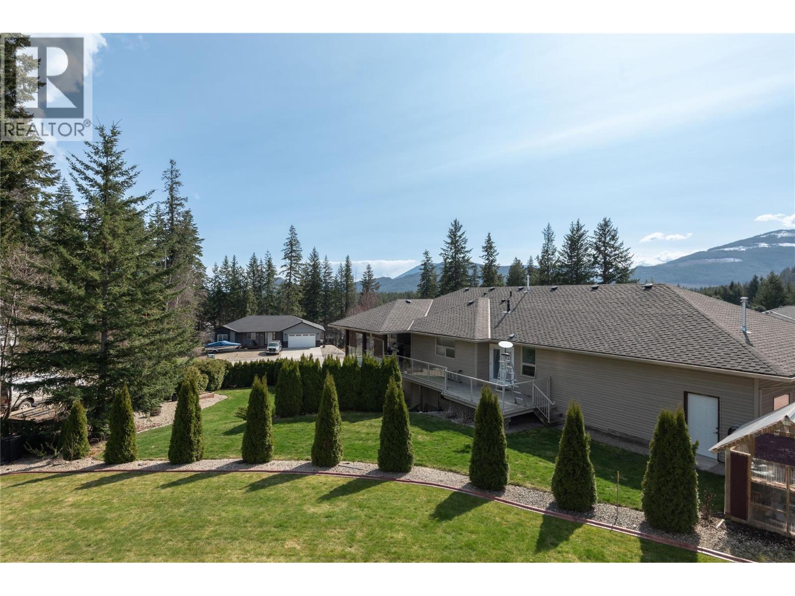  2519 Golf View Crescent, Blind Bay