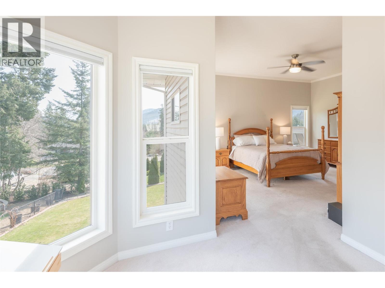  2519 Golf View Crescent, Blind Bay