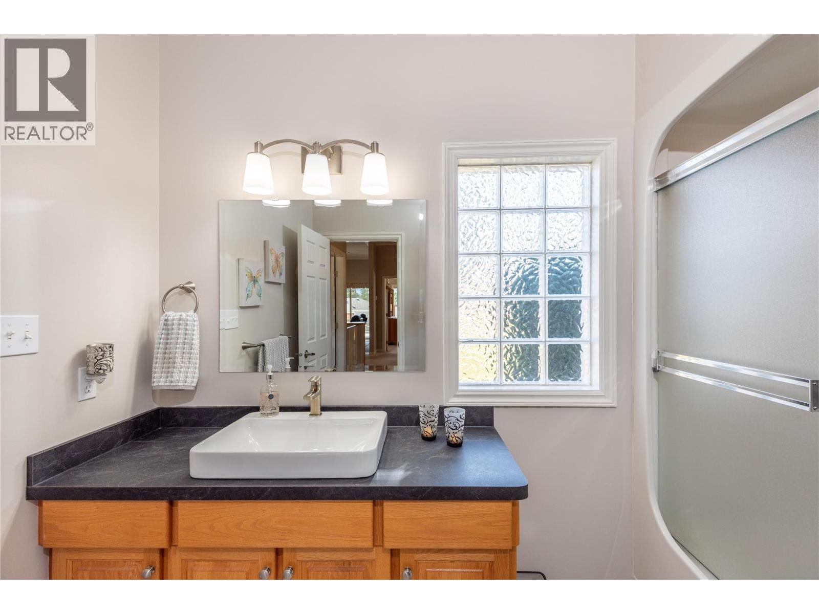  2519 Golf View Crescent, Blind Bay