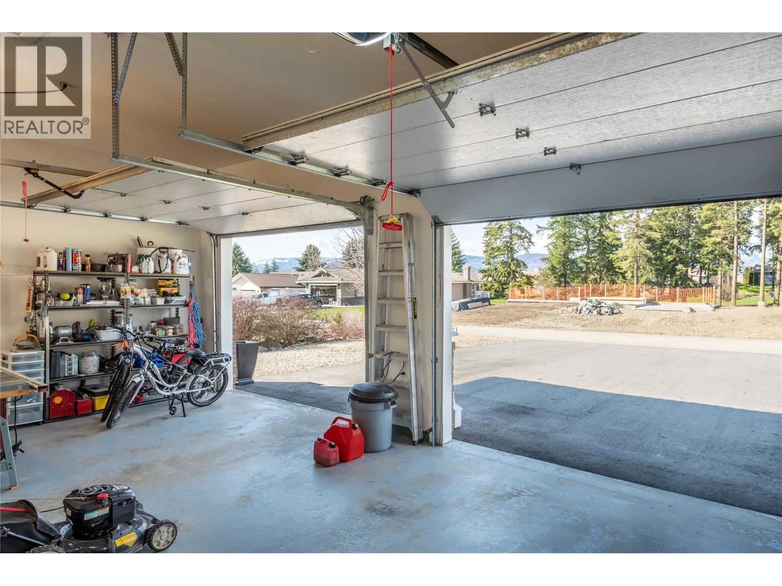  2519 Golf View Crescent, Blind Bay