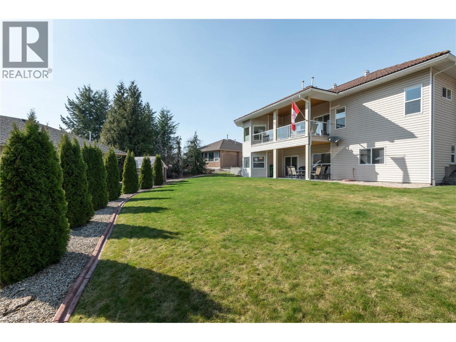  2519 Golf View Crescent, Blind Bay