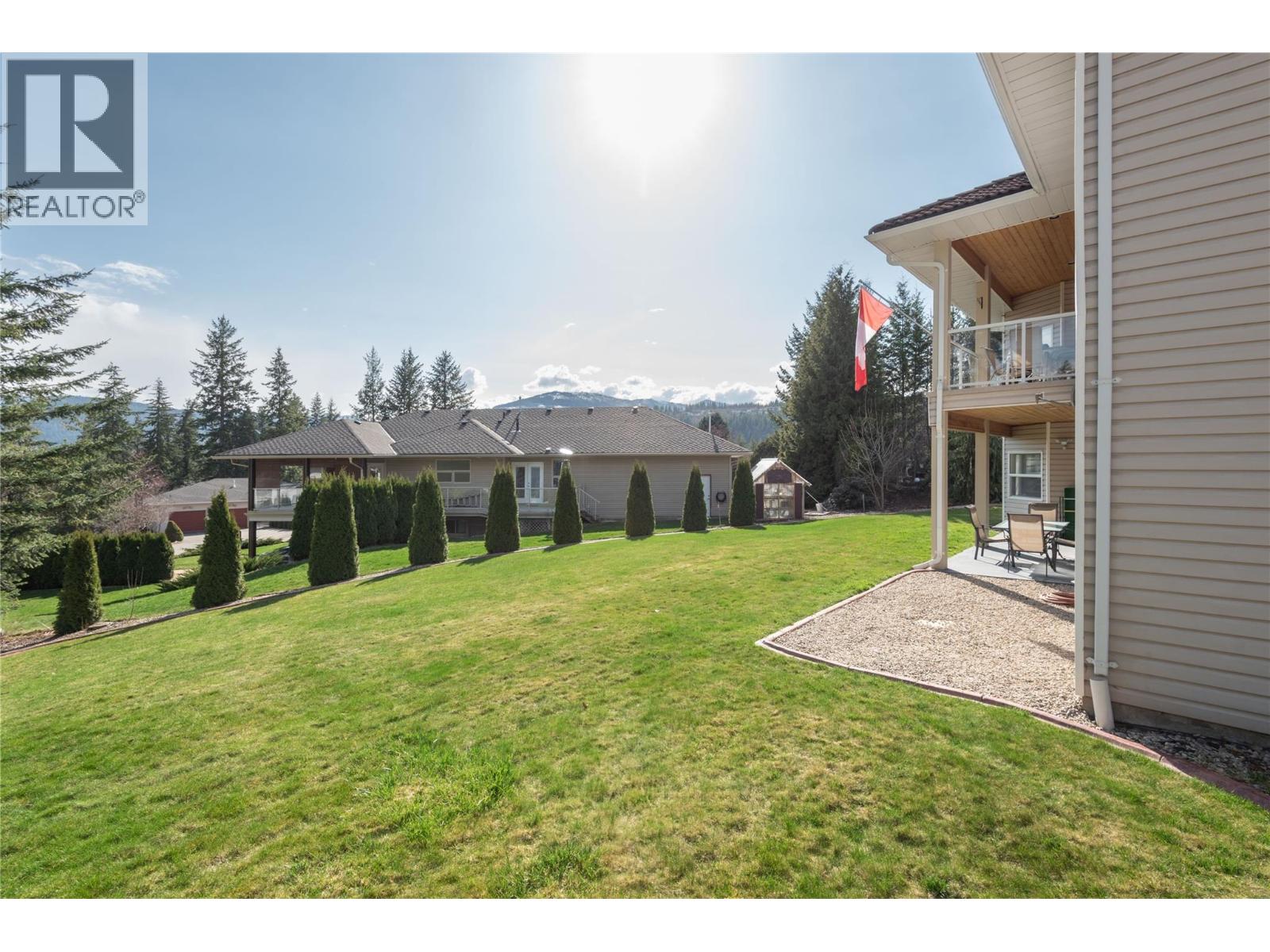  2519 Golf View Crescent, Blind Bay