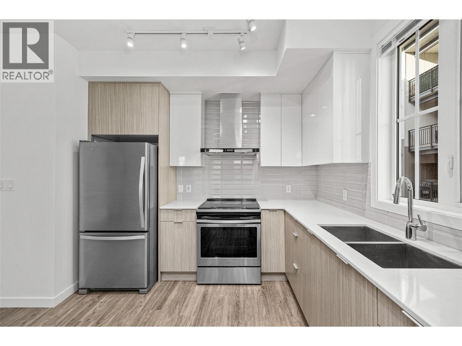 1800 Richter Street Unit# 215, Kelowna