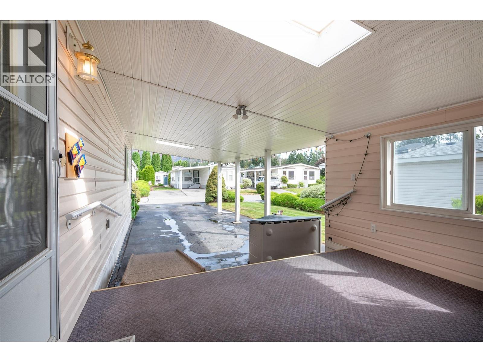 #136 1850 Shannon Lake Road - 37