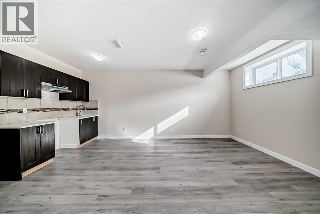 Single Family House for Sale in  Redstone Grove NE Redstone Calgary 