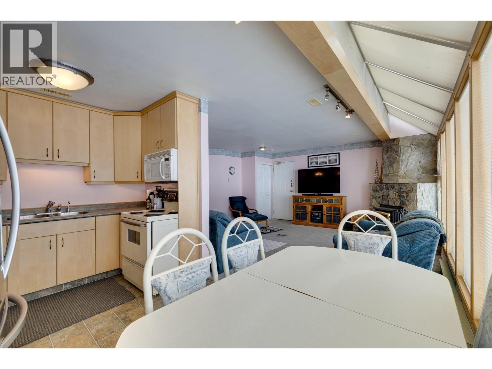 7375 Porcupine Road Unit# C5, Big White