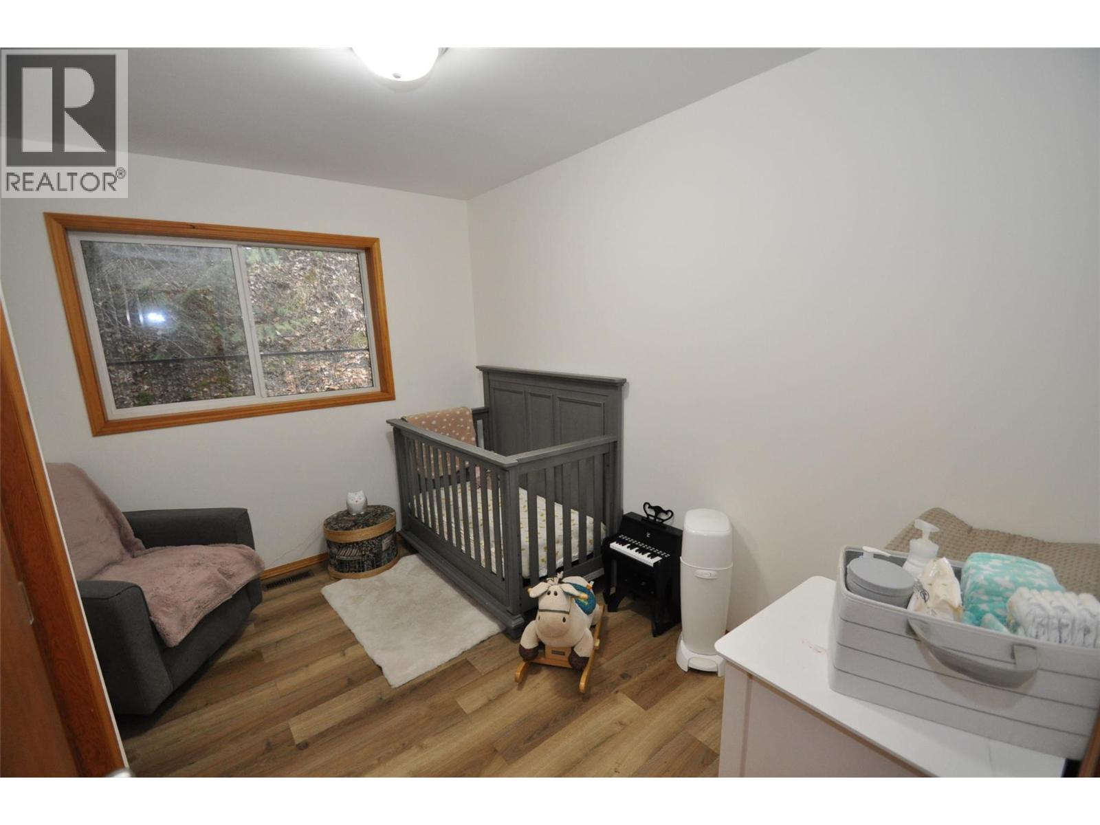 8917 MEADOW STREET - 16