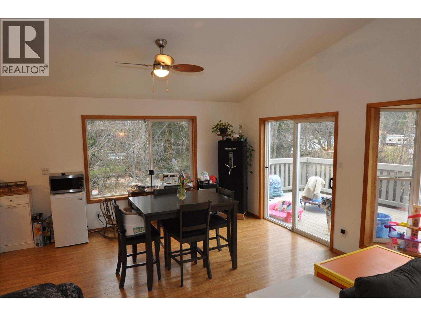 8917 MEADOW STREET - 6