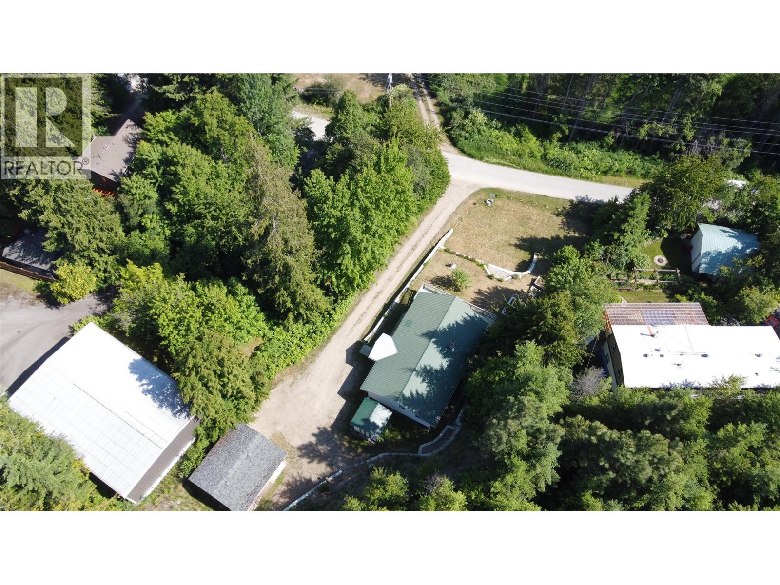 8917 MEADOW STREET - 24