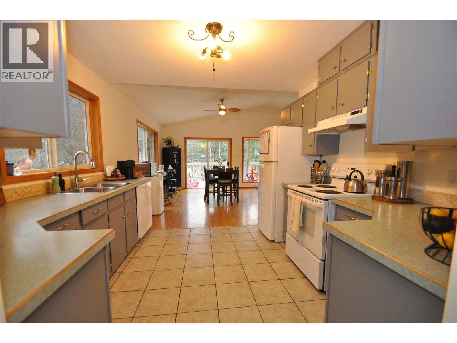 8917 MEADOW STREET - 11