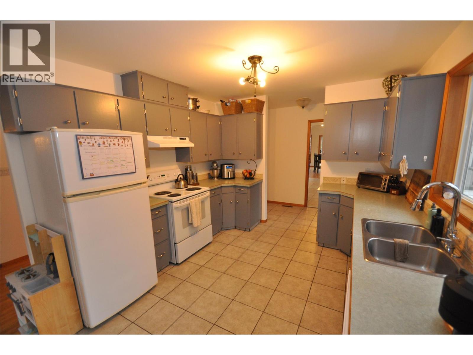 8917 MEADOW STREET - 10