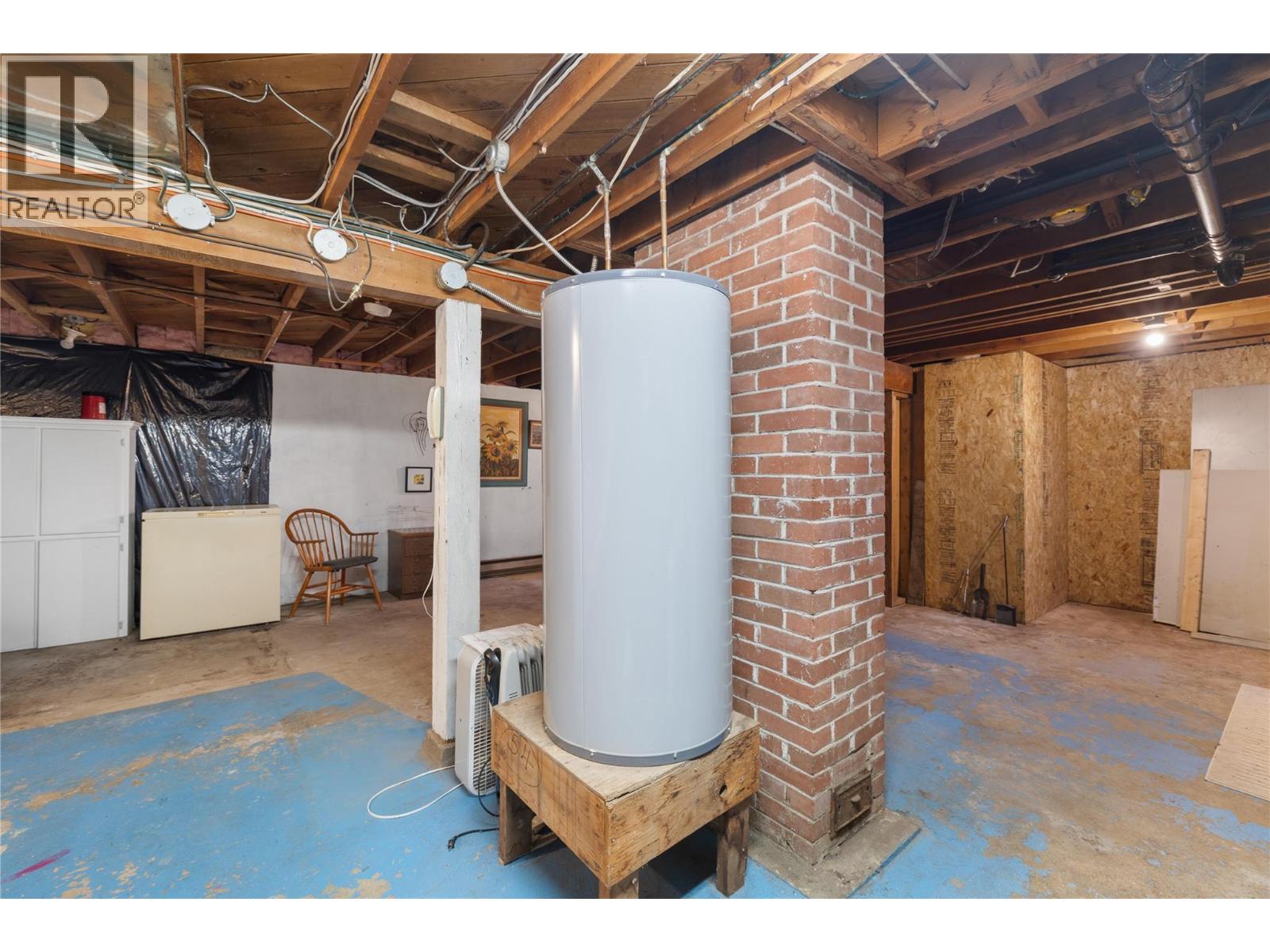 321 GOLF VIEW Street, Riondel