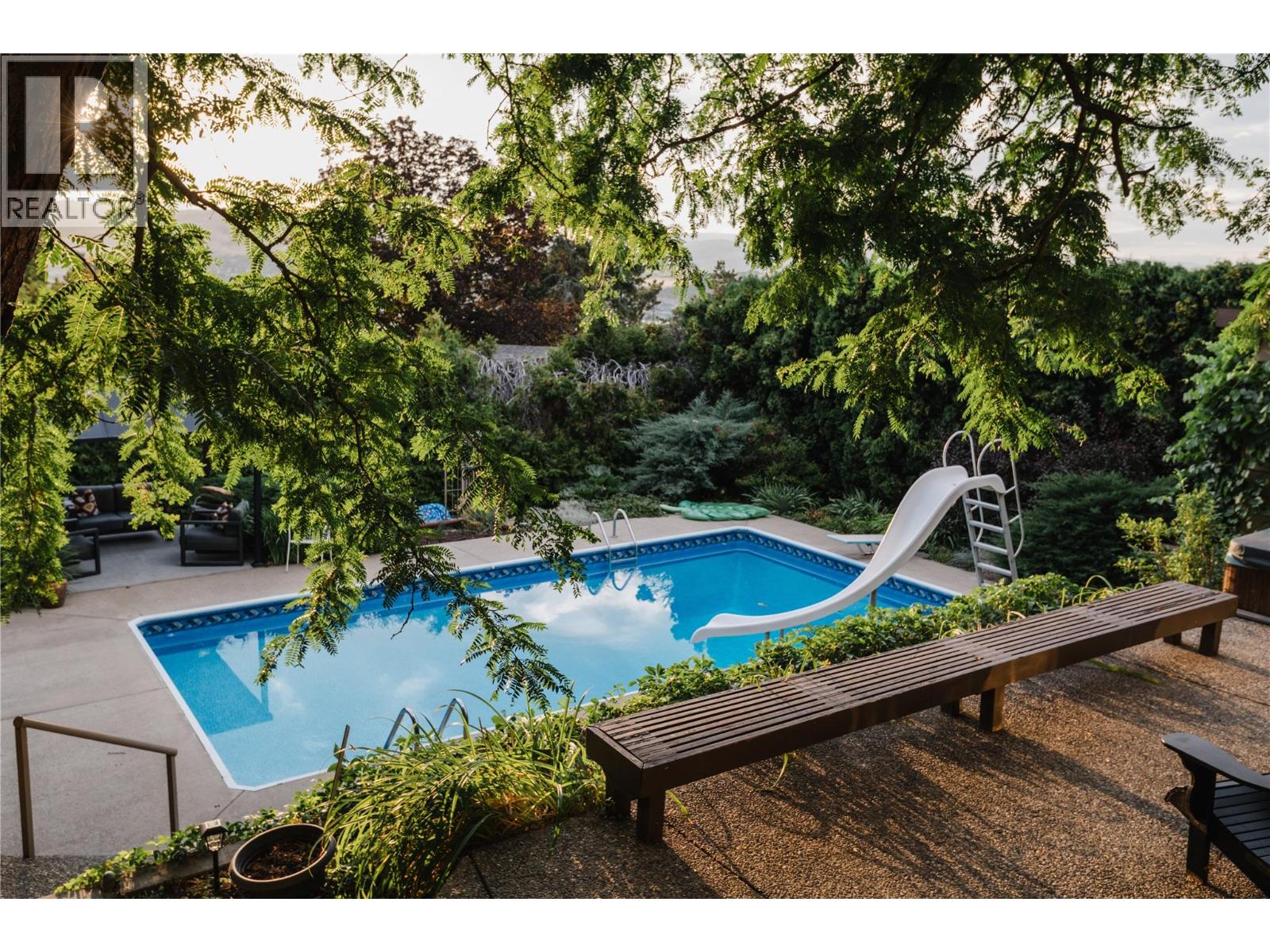 7200 Wyatt Way - 40