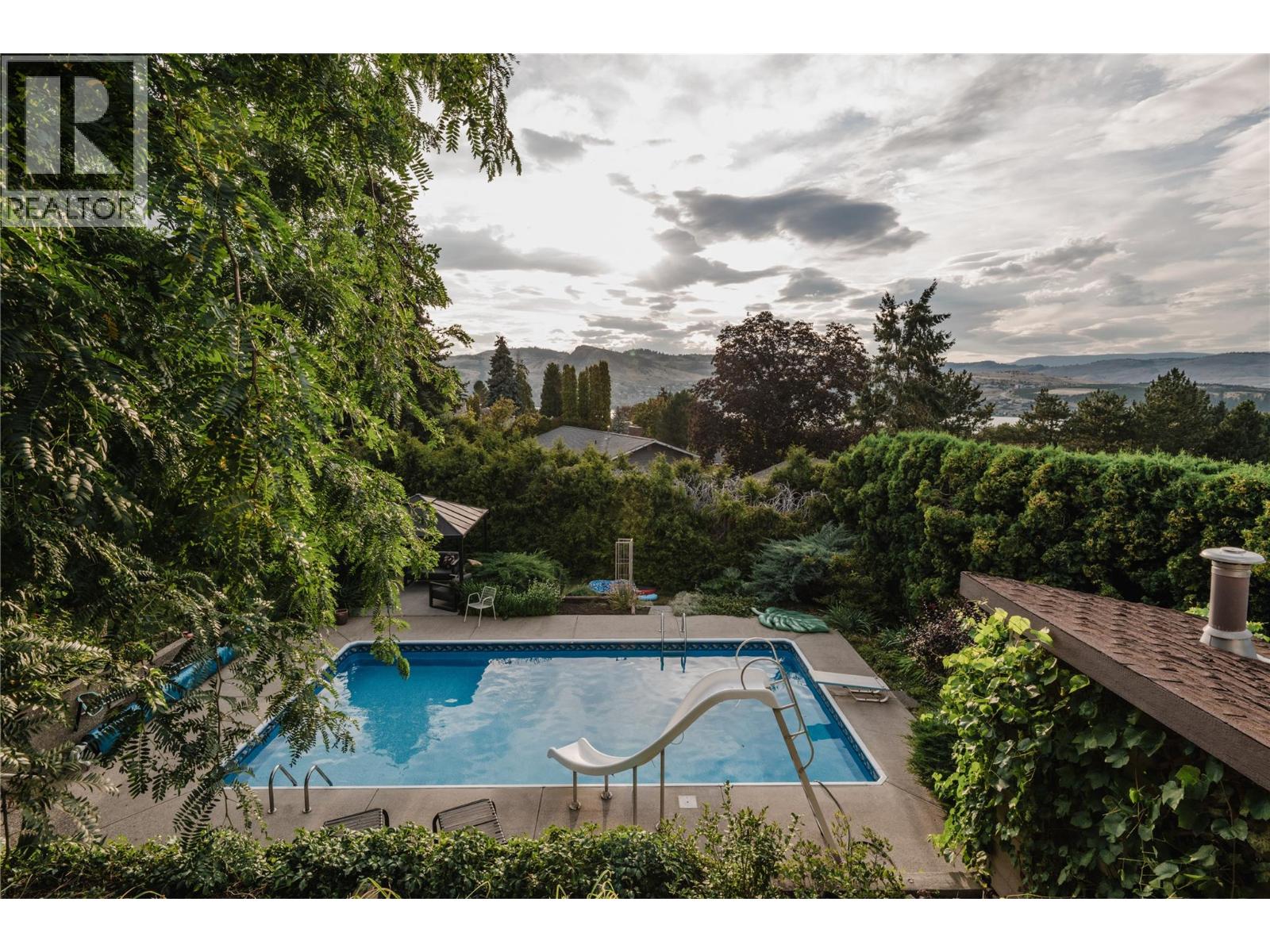 7200 Wyatt Way - 36