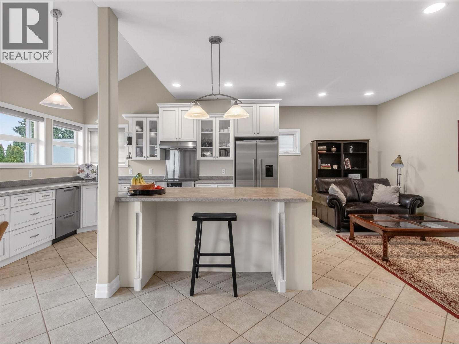 4005 Lobelia Drive, Osoyoos