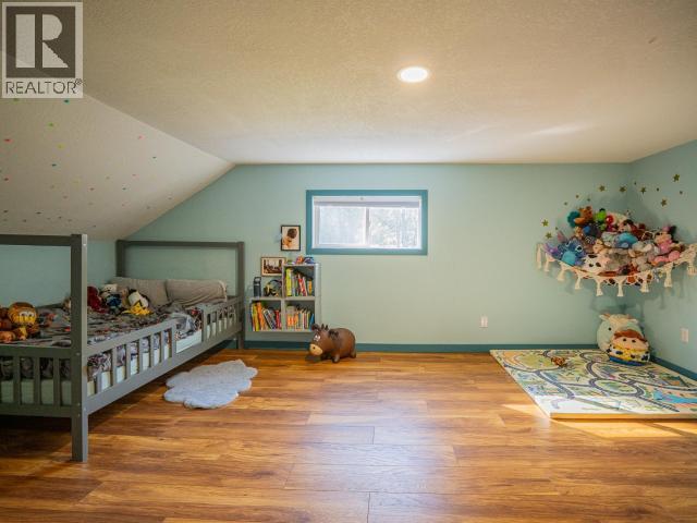 2521 ZILINSKY ROAD, Powell River