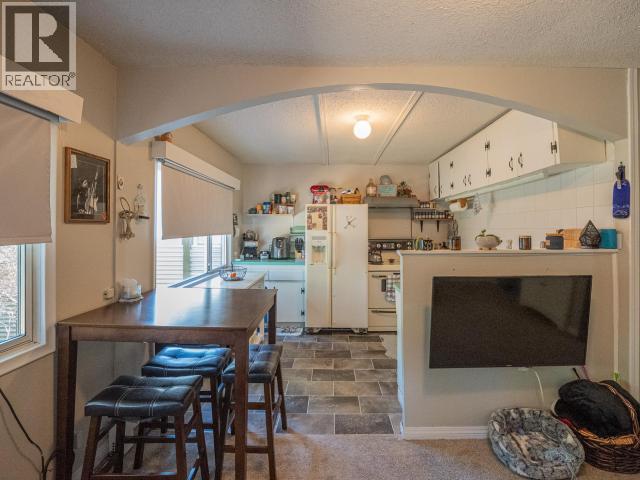 2521 ZILINSKY ROAD, Powell River