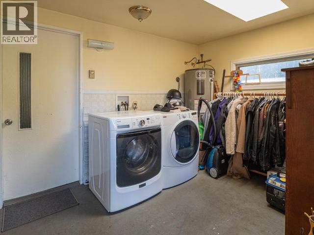 2521 ZILINSKY ROAD, Powell River