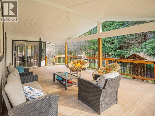 2521 ZILINSKY ROAD, Powell River