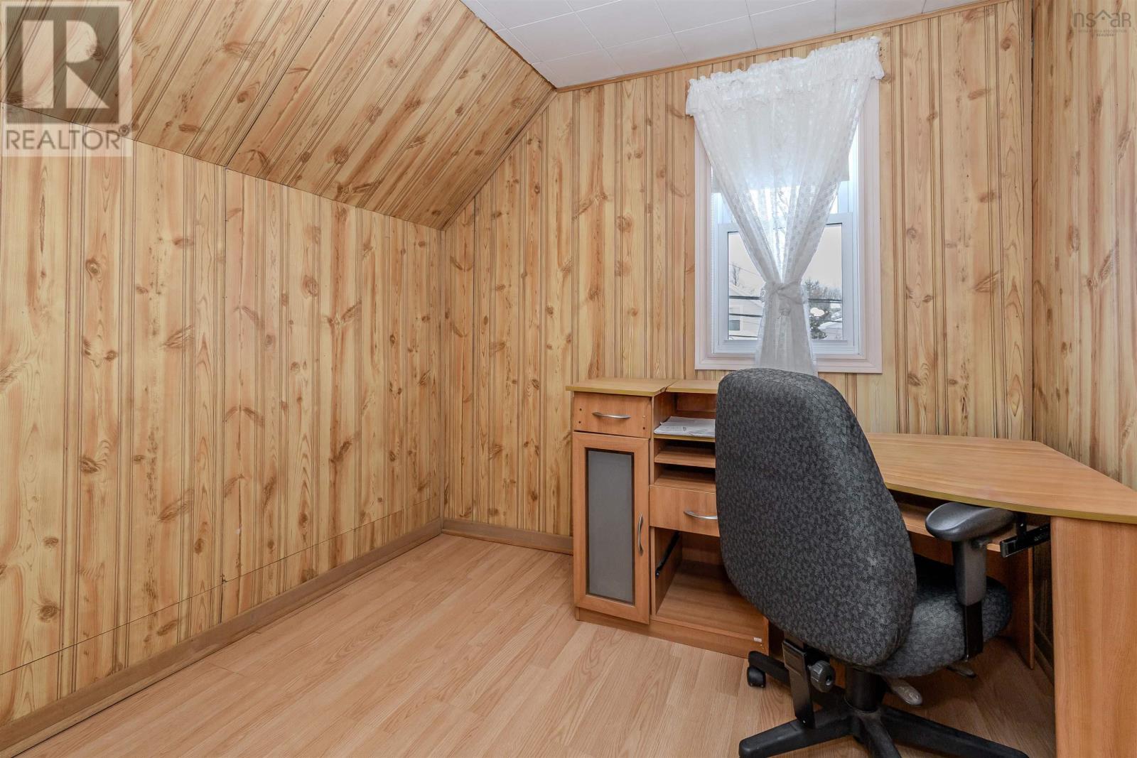 Property 22 of 31 of 258 Terrace Street