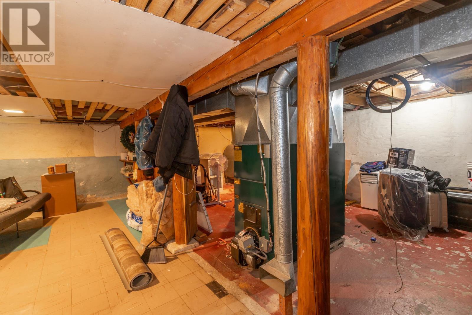 Property 22 of 45 of 1307 Granville Road