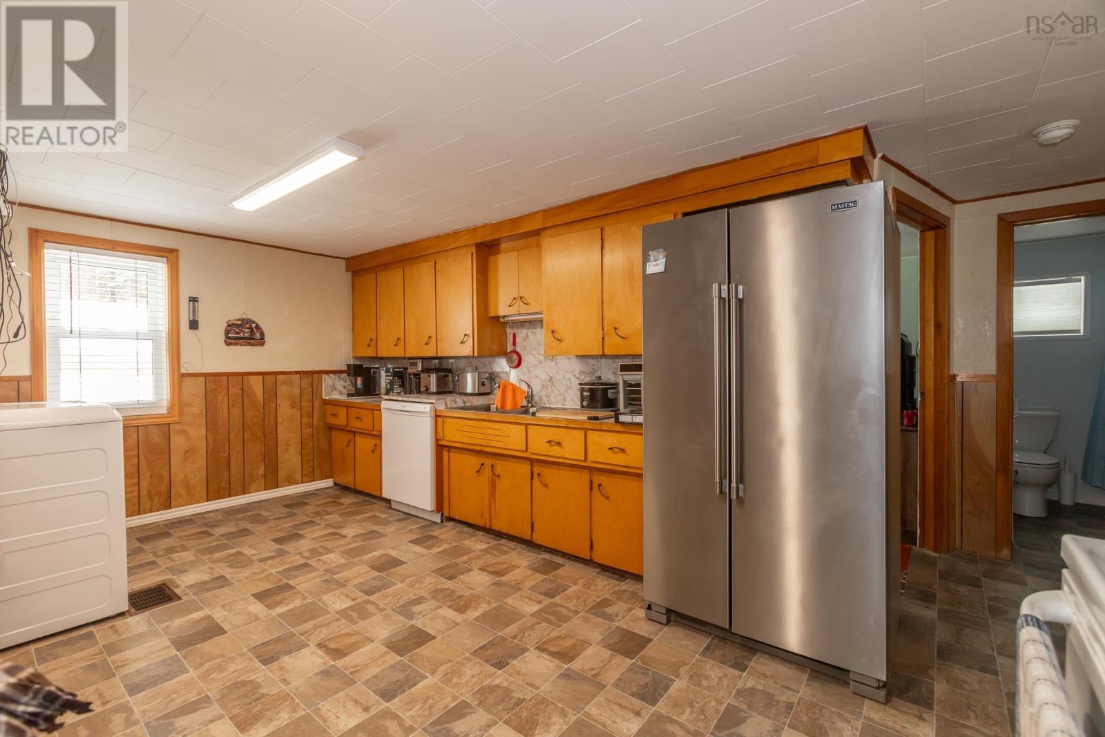 Property 25 of 45 of 1307 Granville Road