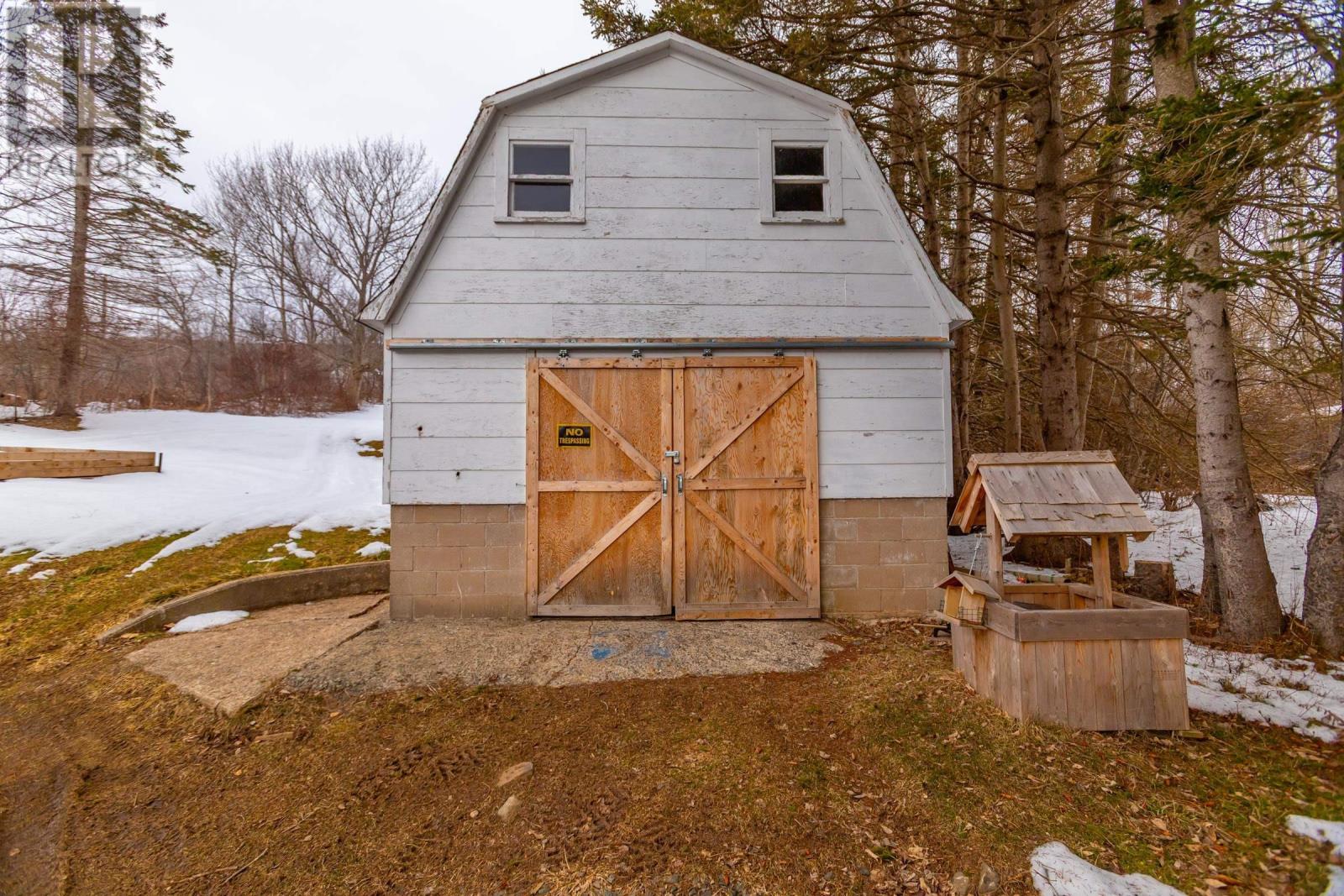 Property 37 of 45 of 1307 Granville Road