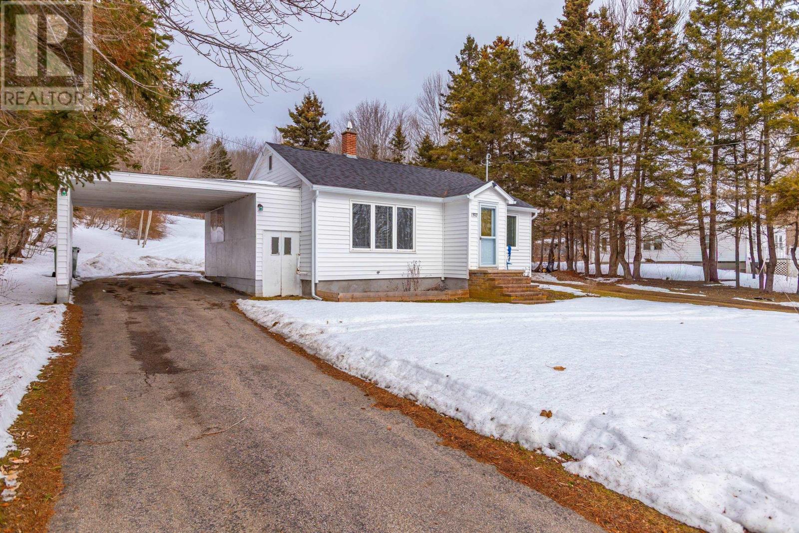 Property 45 of 45 of 1307 Granville Road