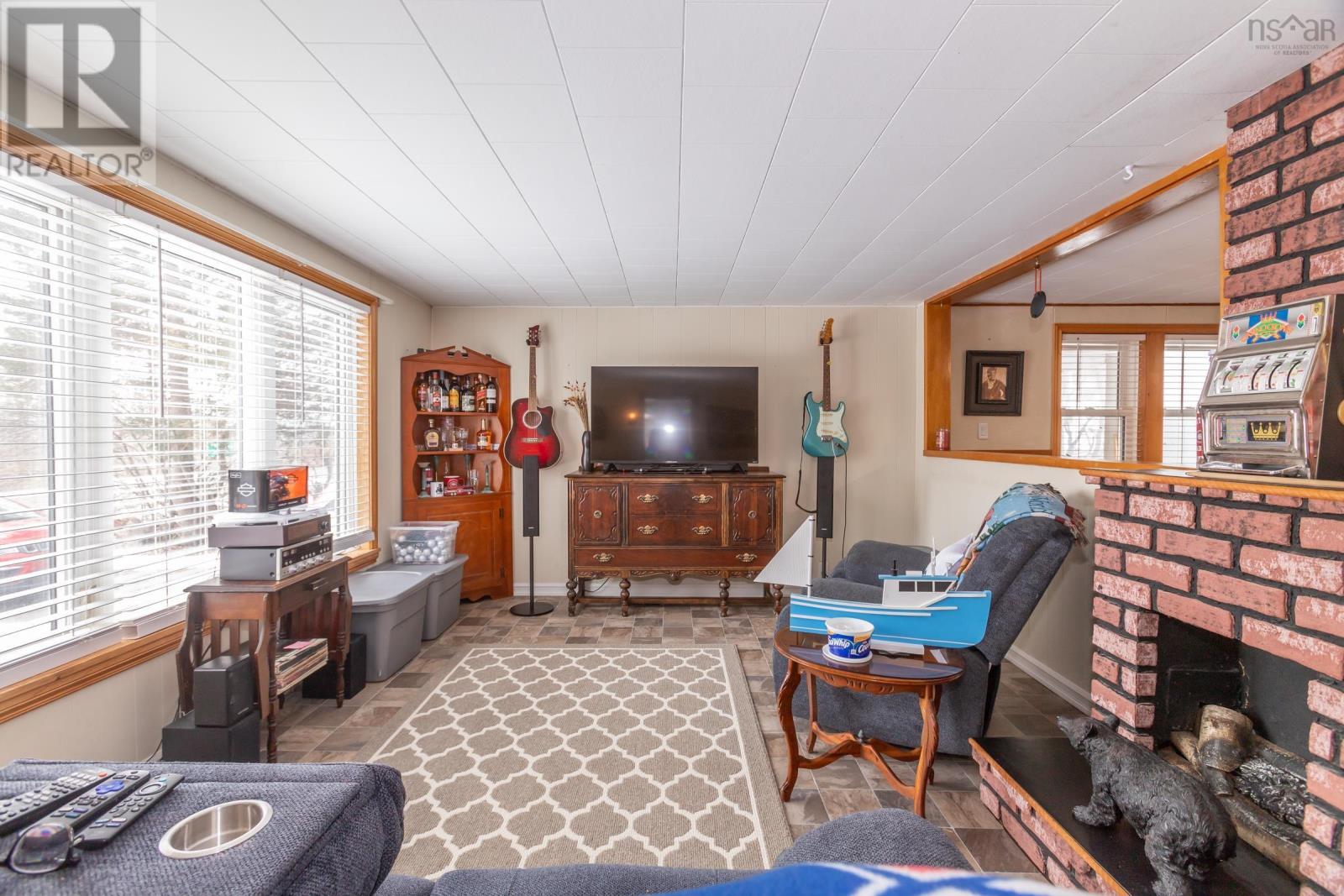 Property 8 of 45 of 1307 Granville Road