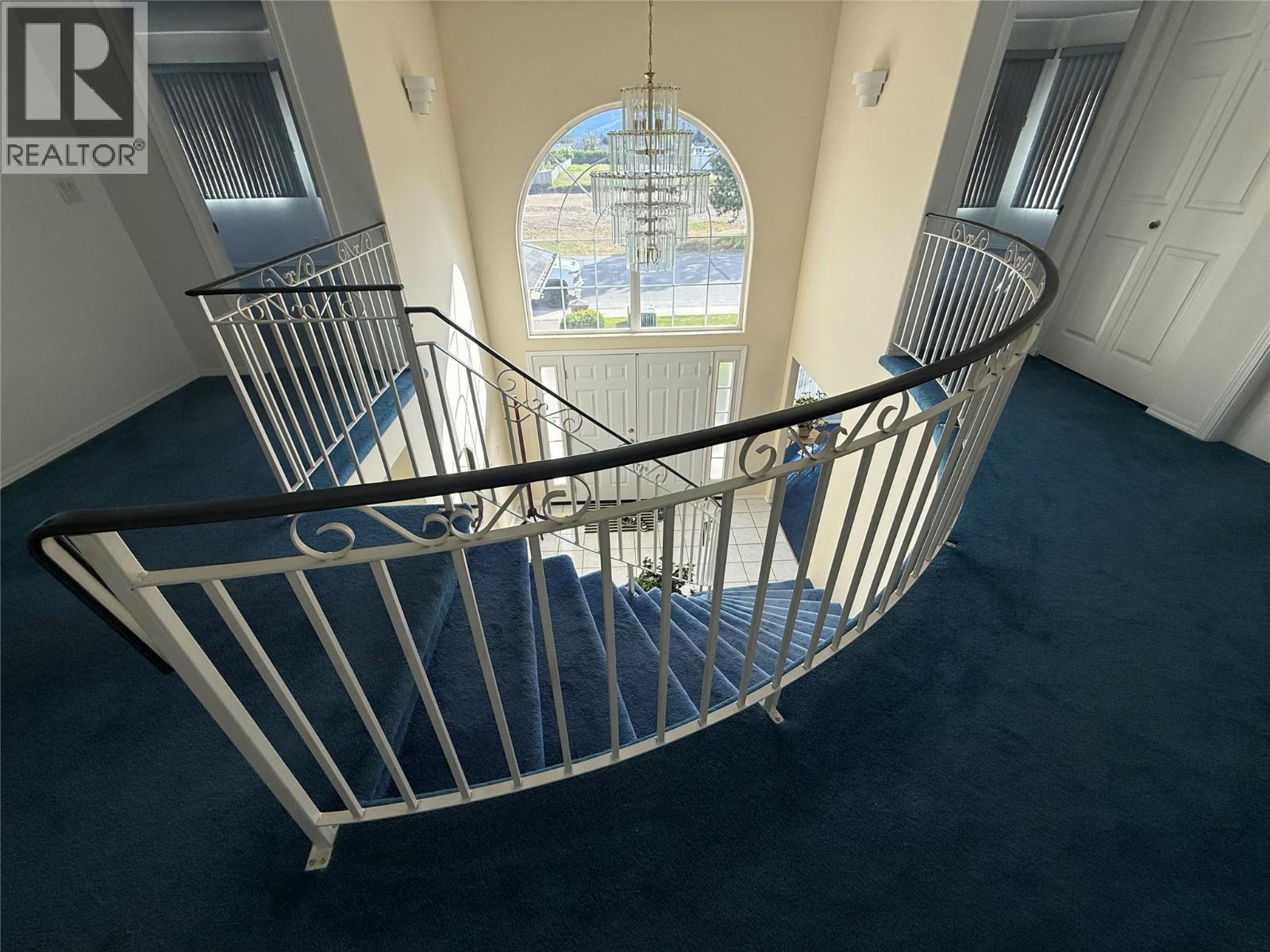 7760 Columbia Drive, Grand Forks