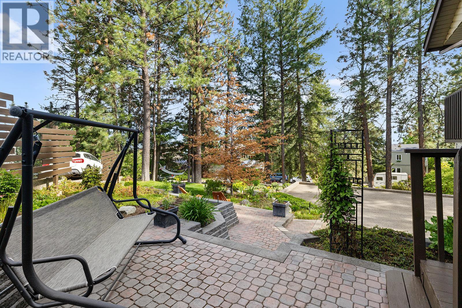 1741 Keloka Drive, West Kelowna