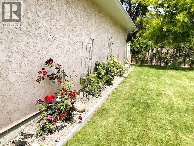 115 REDWING Place Unit# 12, Oliver