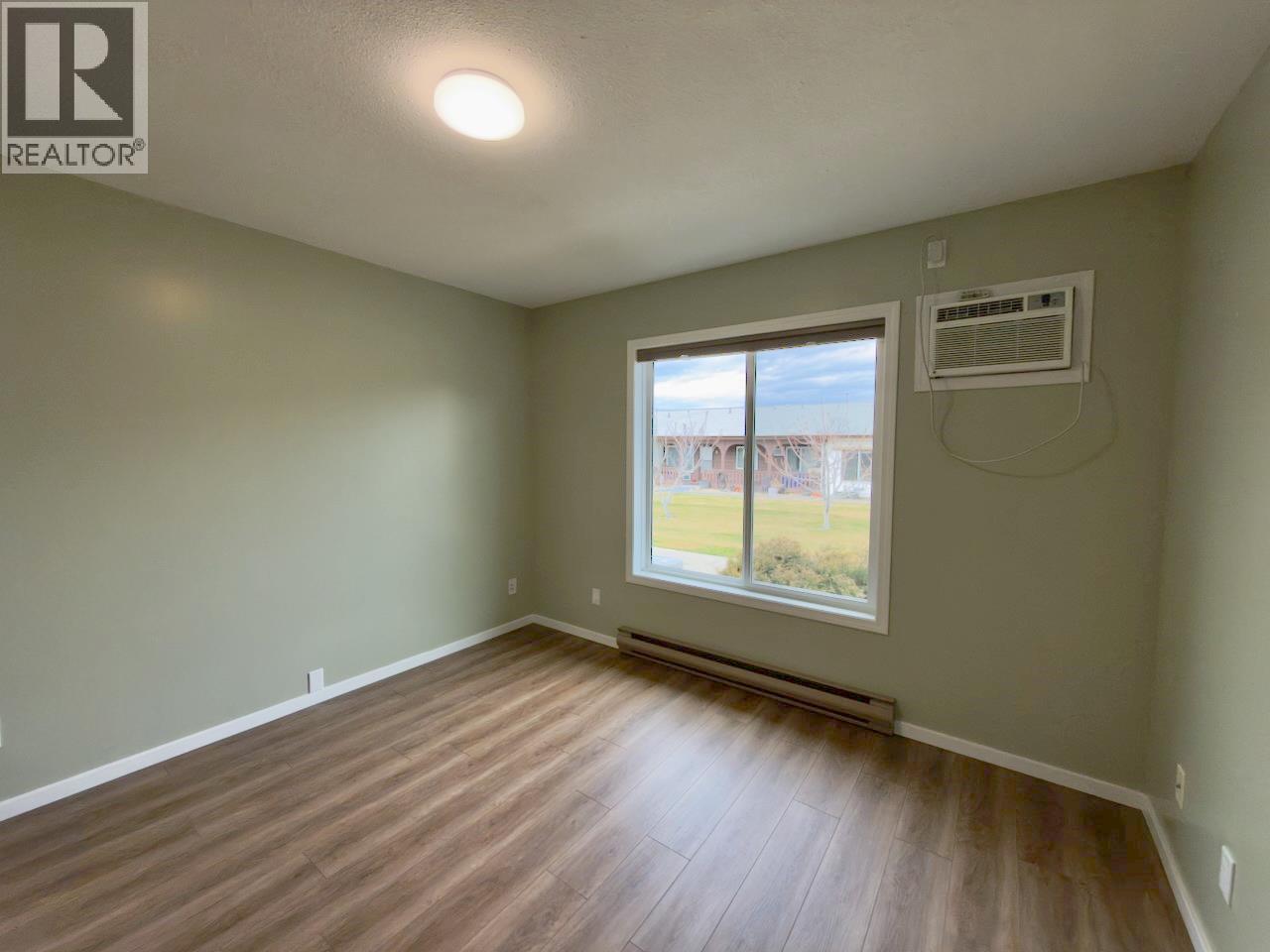 5852 Airport Street Unit# 2, Oliver