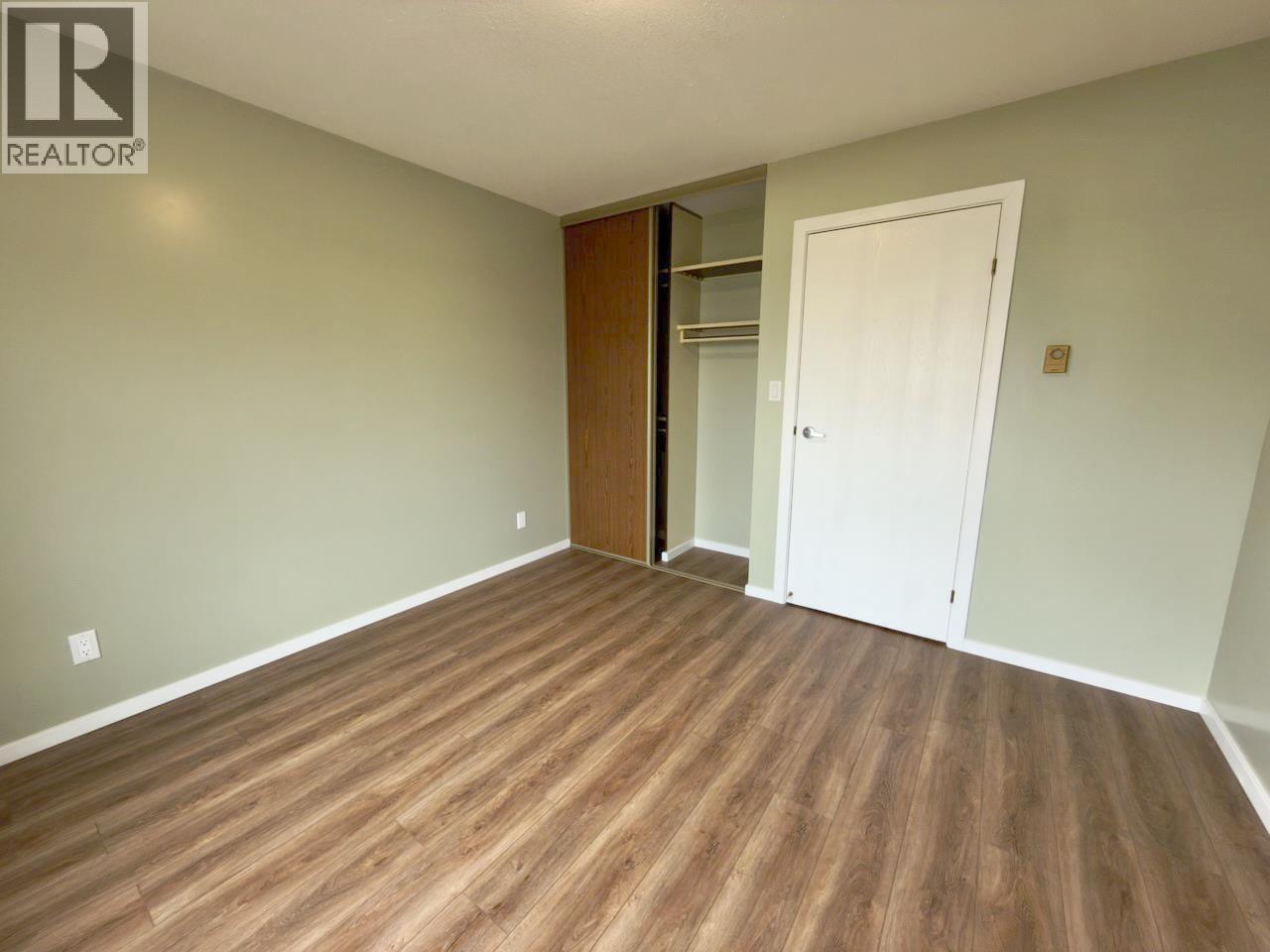 5852 Airport Street Unit# 2, Oliver