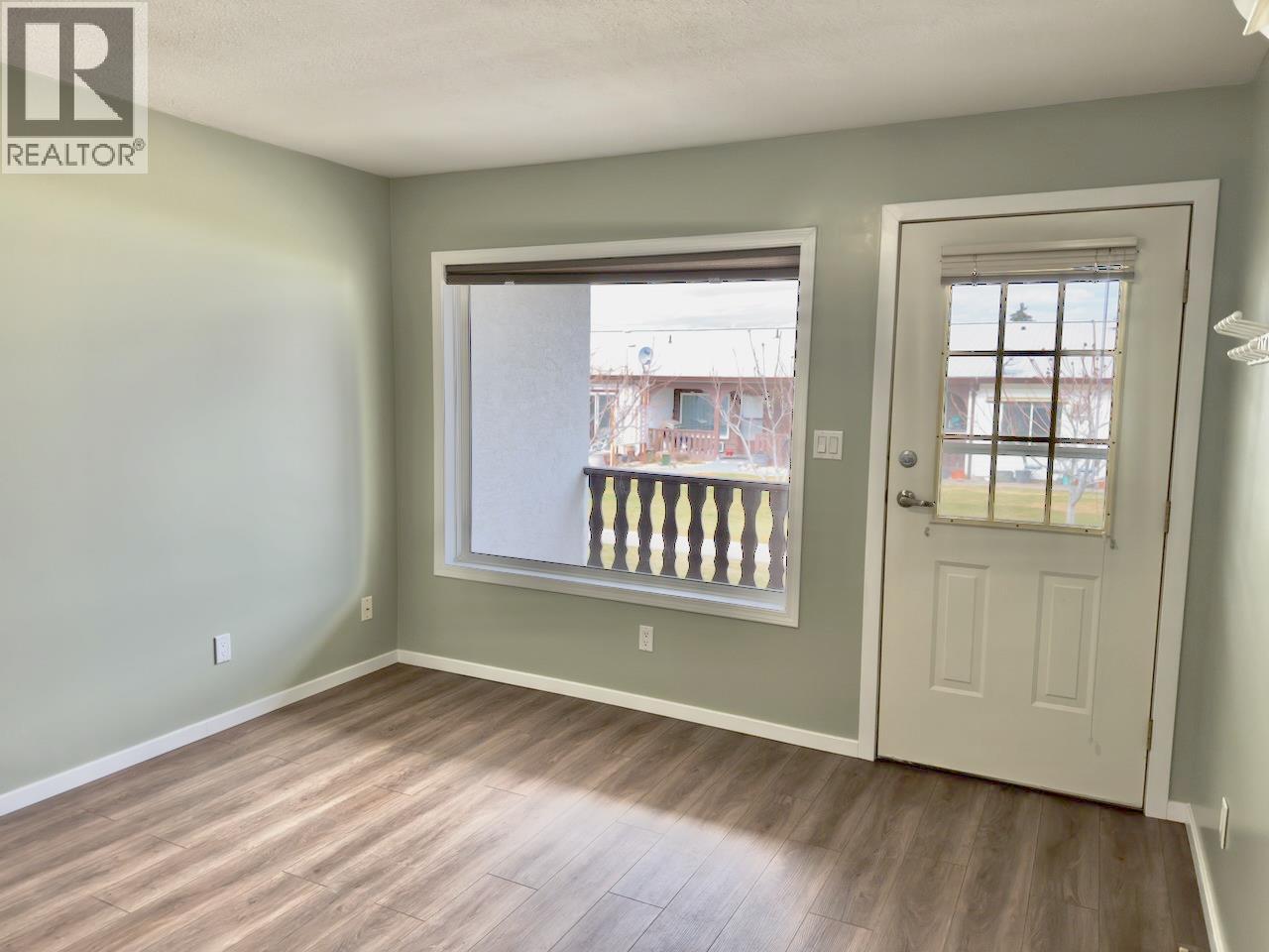 5852 Airport Street Unit# 2, Oliver