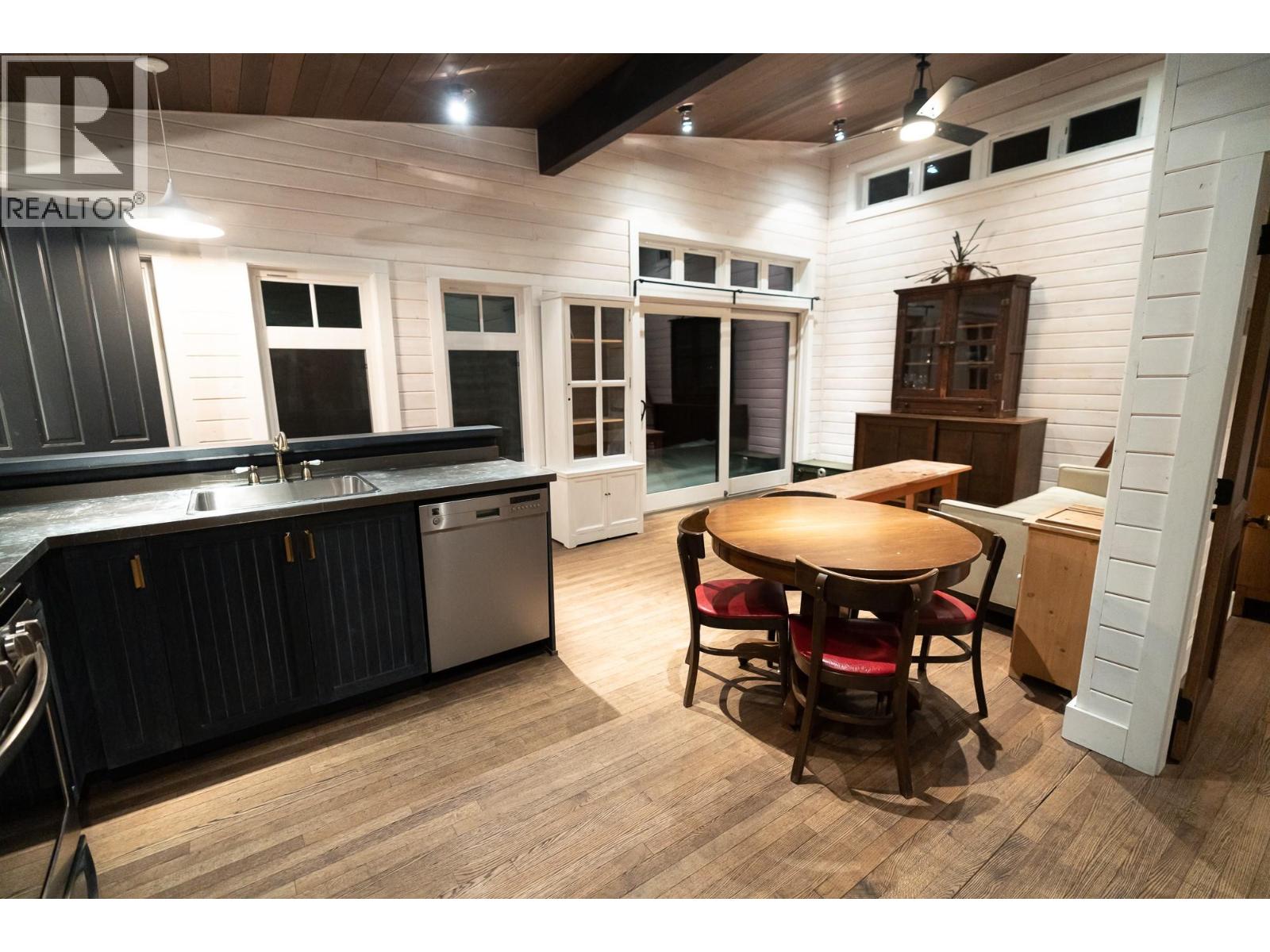 2083 MOUNTAIN GATE ROAD - 54