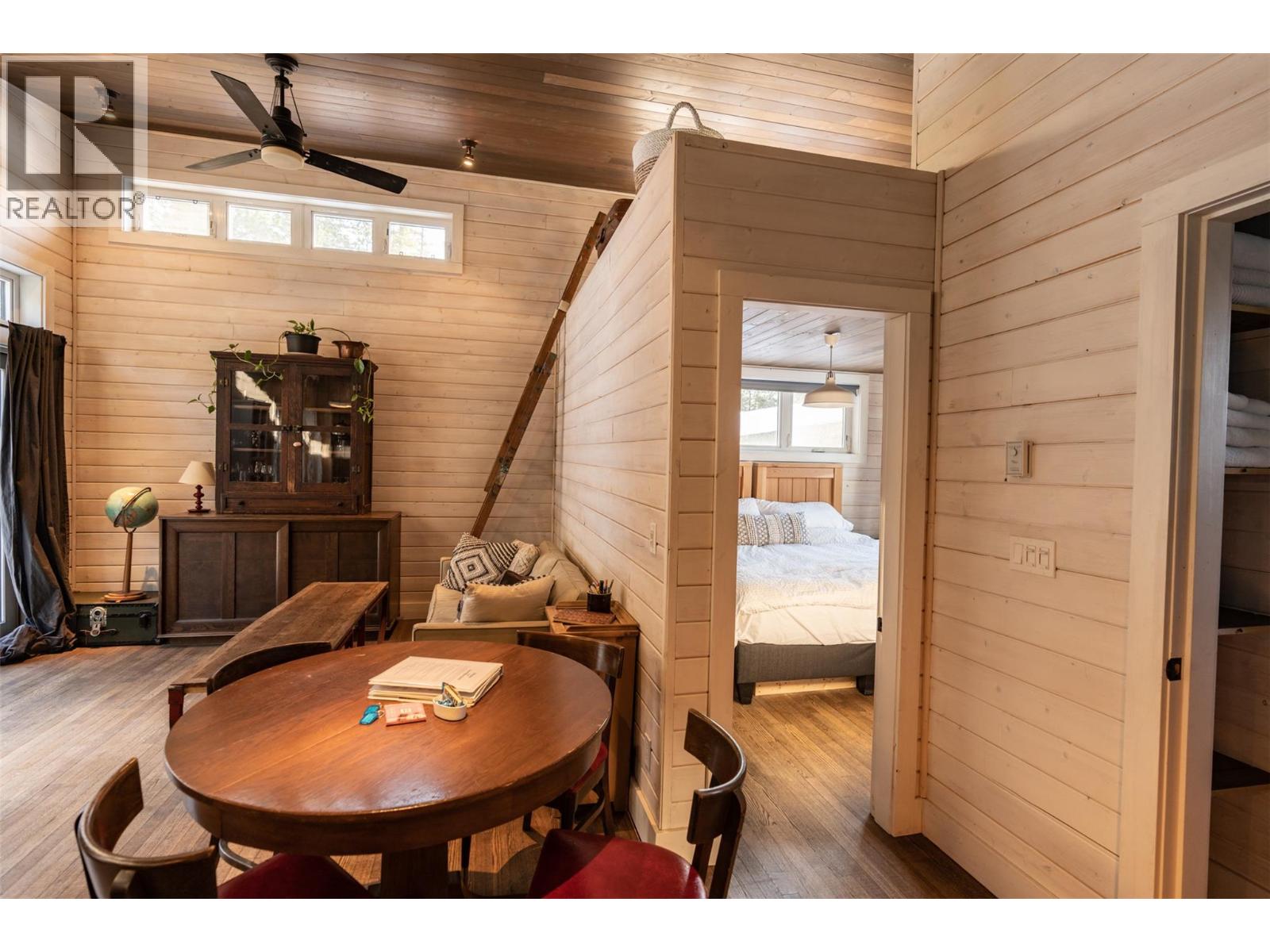 2083 MOUNTAIN GATE ROAD - 45