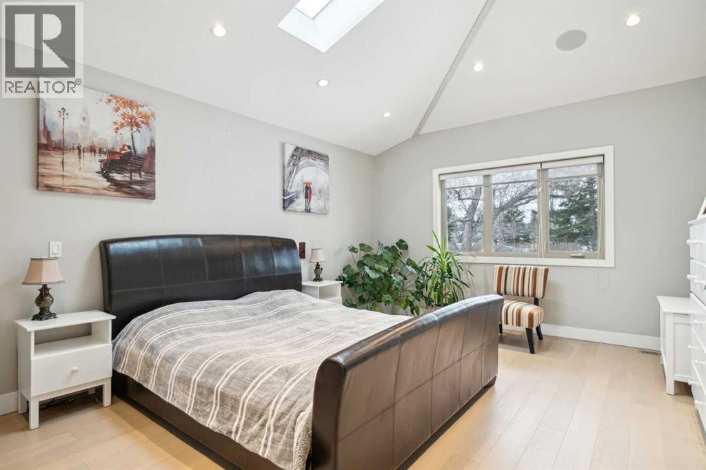 Single Family House Bungalow for Sale in  MEADOWLARK Crescent SW Meadowlark Park Calgary 