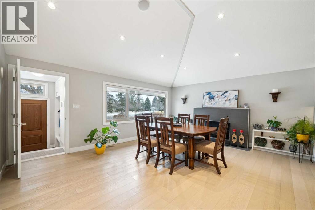 16 MEADOWLARK CRESCENT SW - 3